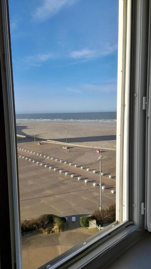 Berck: Front De Mer Avec Vue Sur La Plage Exterior photo